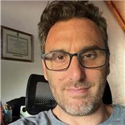 Profesor de derecho internacional público y privado